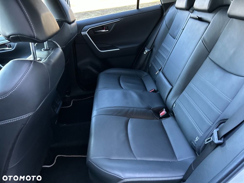 Toyota RAV4 - 23