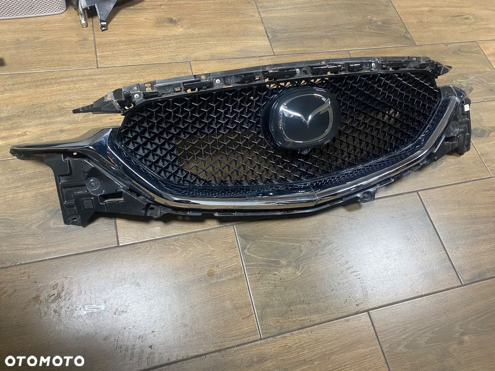 MAZDA CX-5 II 17-GRILL KAMERA KMP IGLA ORG. - 1