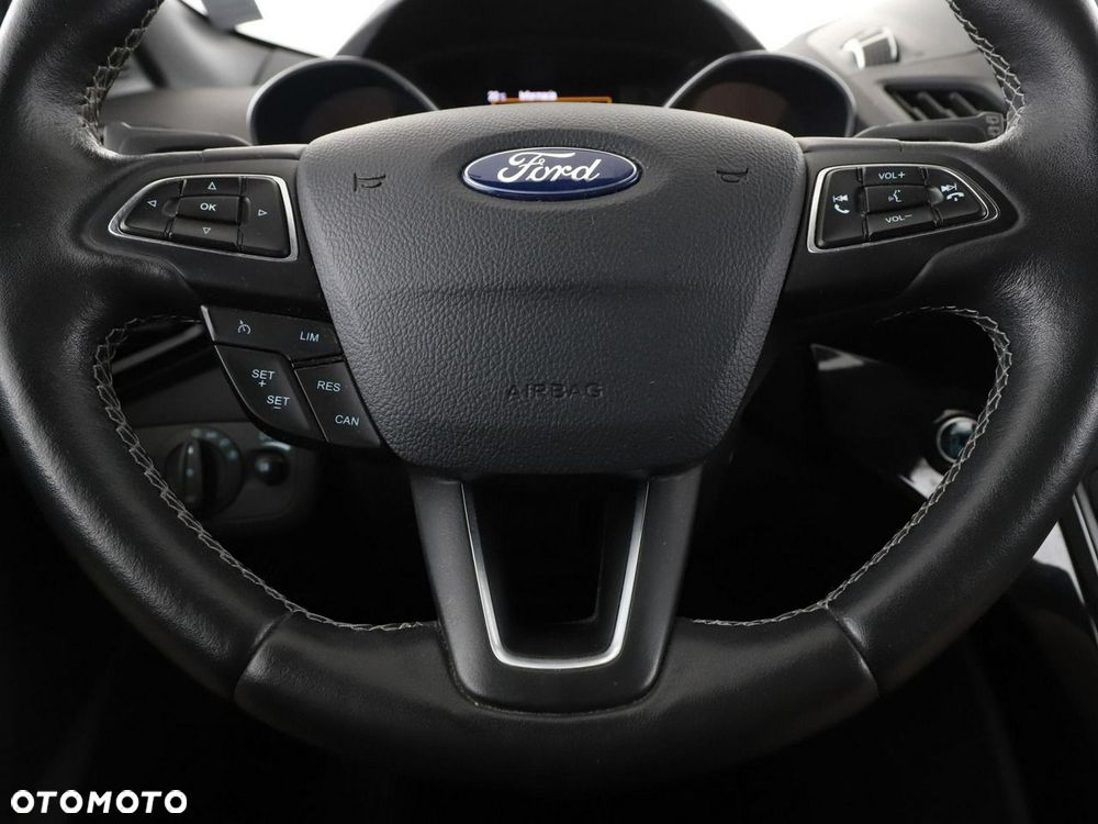 Ford Kuga 1.5 EcoBoost 2x4 ST-Line - 22