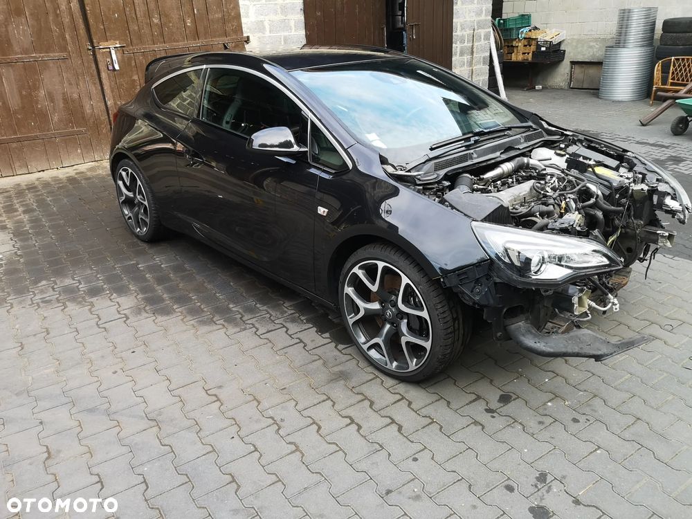 Opel Astra OPC - 1