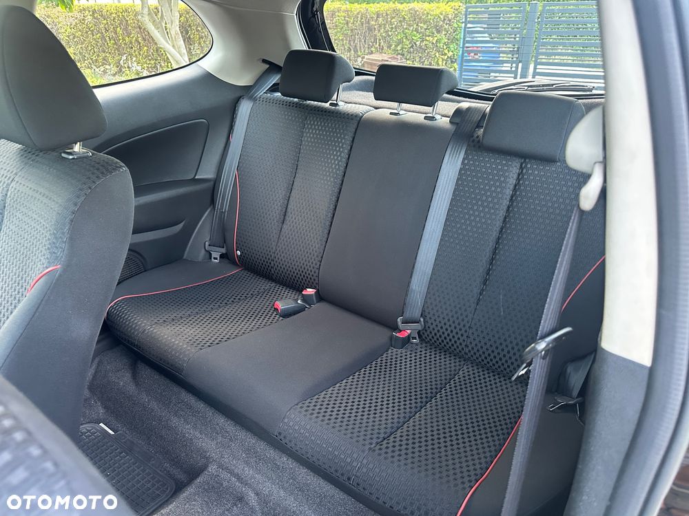 Mazda 2 1.3 MZR Edition 40 Jahre - 29