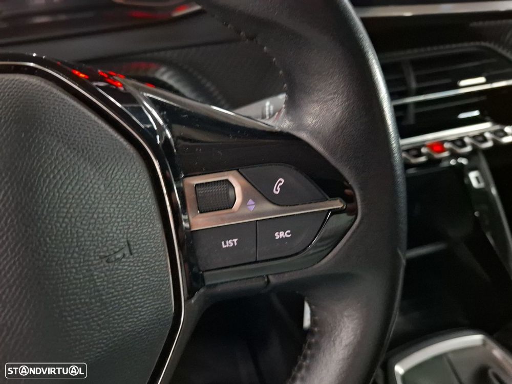 Peugeot 208 1.2 PureTech Active - 17
