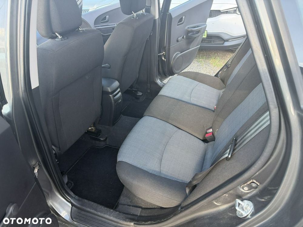 Kia Ceed - 22