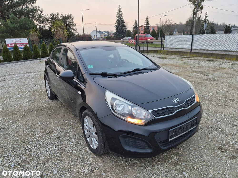 Kia Rio - 19