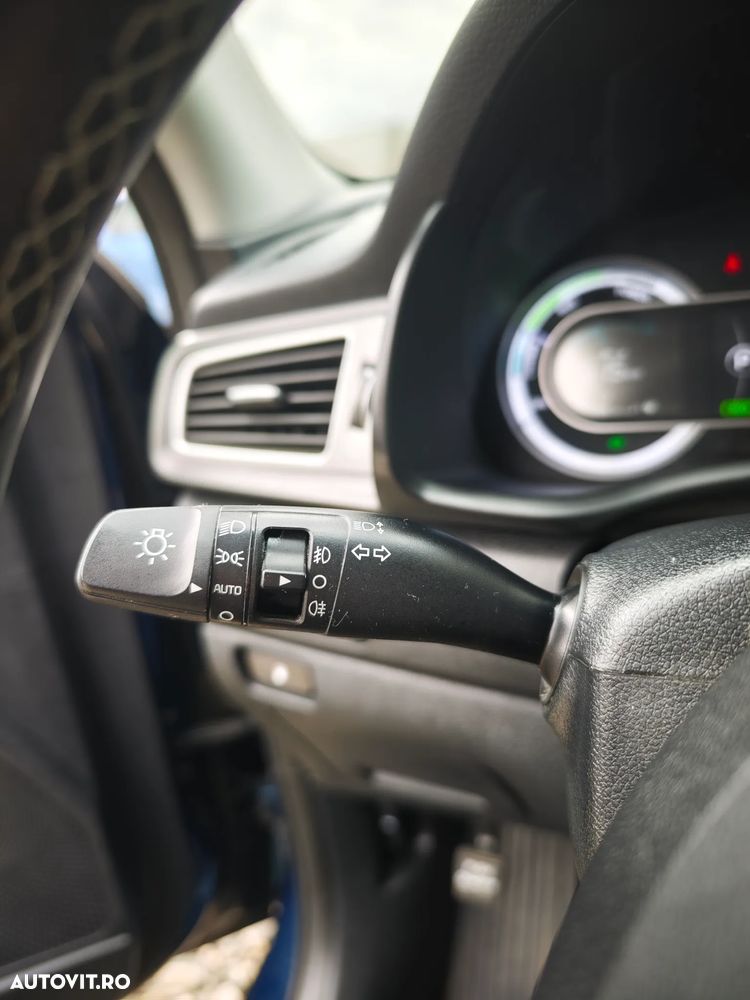 Kia Niro 1.6 GDI 2WD Aut. Spirit - 20