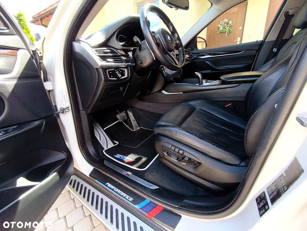 BMW X6 xDrive30d - 12