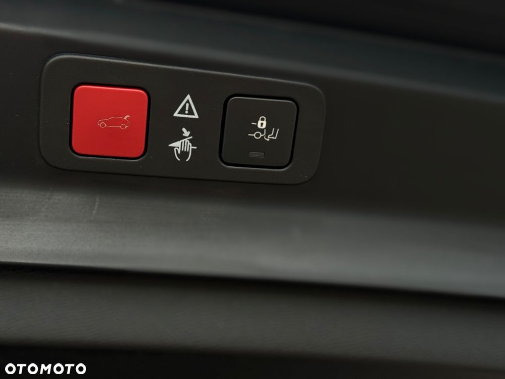 Peugeot 5008 2.0 BlueHDi GT S&S EAT8 - 33