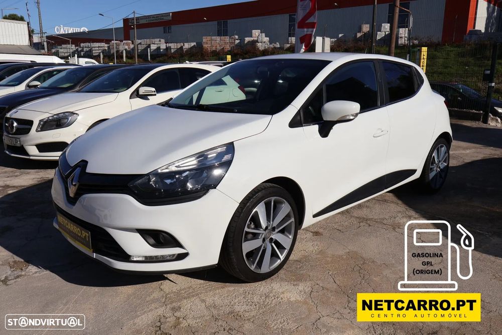 Renault Clio - 1