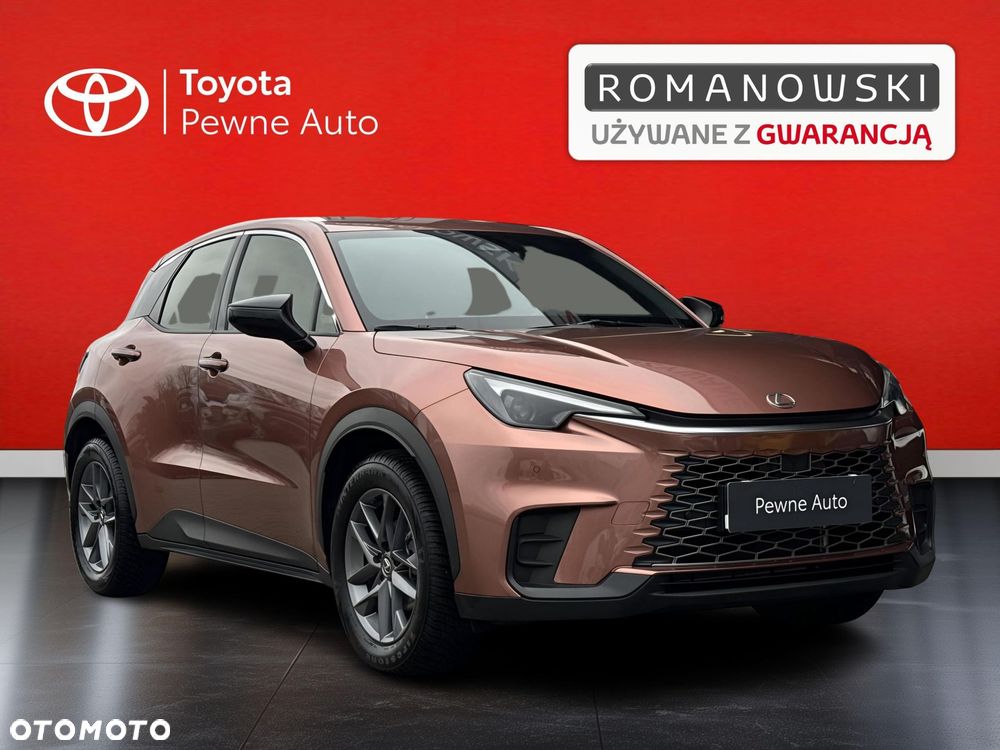 Lexus LBX 1.5 Hybrid - 3