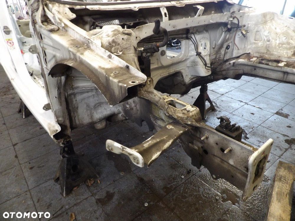 SKODA OCTAVIA III 3 PODŁUŻNICA PRAWA  F9E