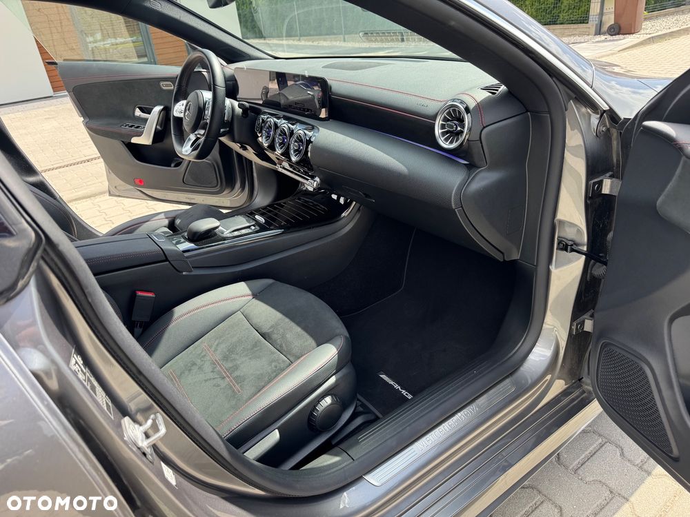 Mercedes-Benz CLA 200 mHEV AMG Line 7G-DCT - 18