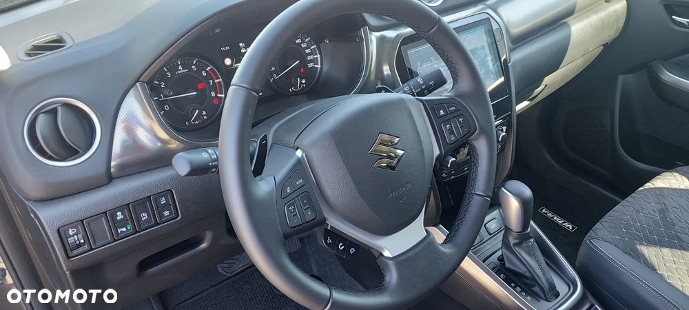 Suzuki Vitara 1.4 Boosterjet mHEV Elegance 2WD - 14