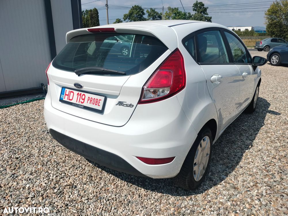 Ford Fiesta - 23