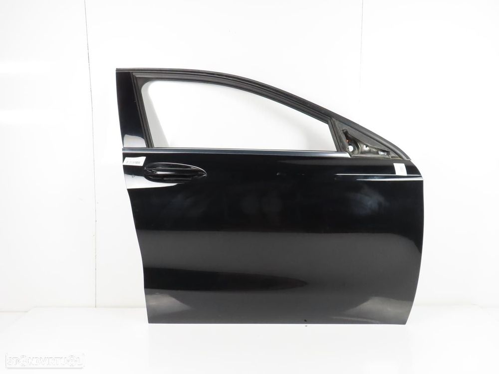 Porta Direito/Frente Usado / Original MERCEDES-BENZ GLA-CLASS (X156) A1566720020... - 1