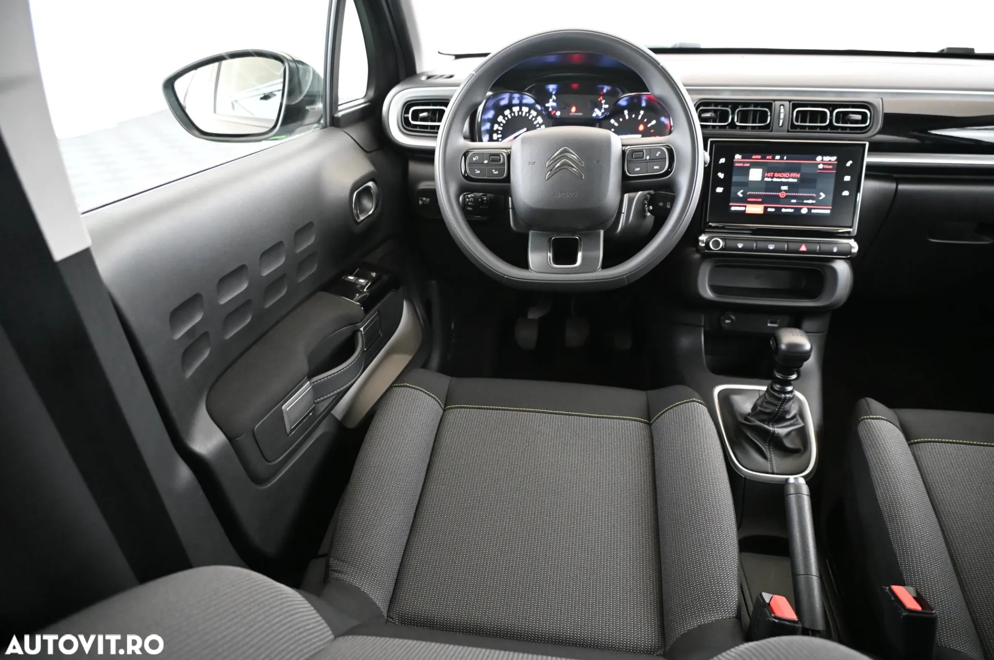 Citroën C3 Pure Tech 110 S&S SHINE - 11