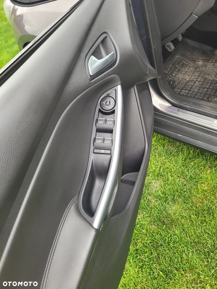 Ford Focus 2.0 TDCi Titanium - 13