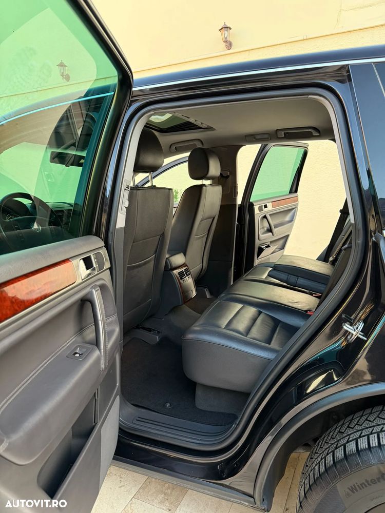 Volkswagen Touareg - 8