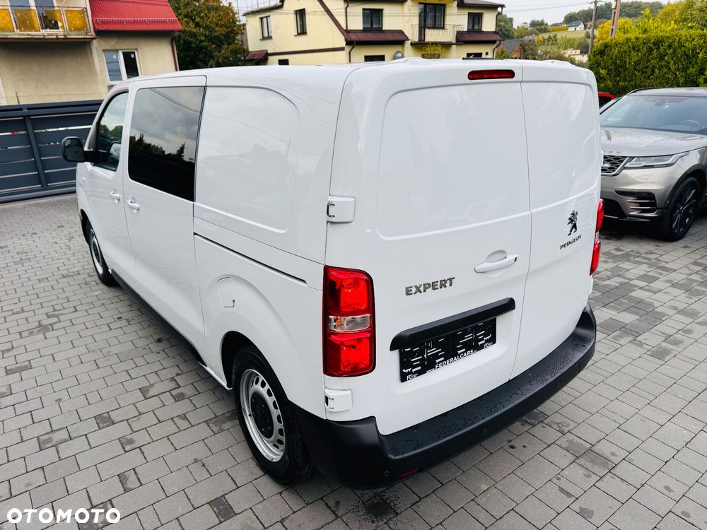 Peugeot Expert Jumpy Scudo Proace Brygadówka 6 osób - 9