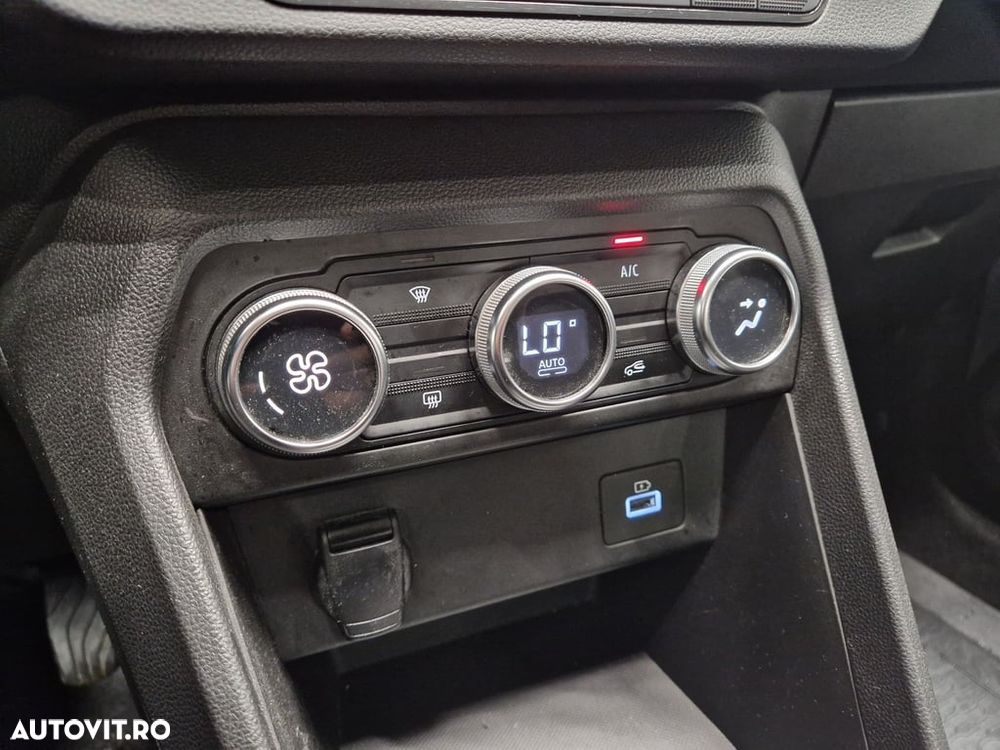 Dacia Logan TCe 90 MT6 Prestige - 14