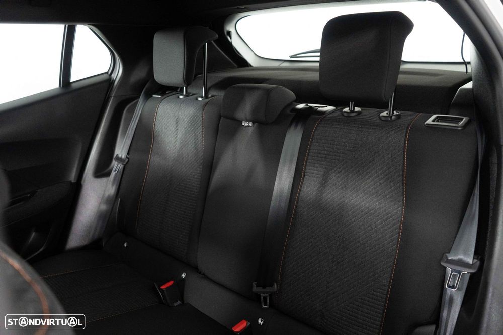 Peugeot 2008 1.2 Style - 11