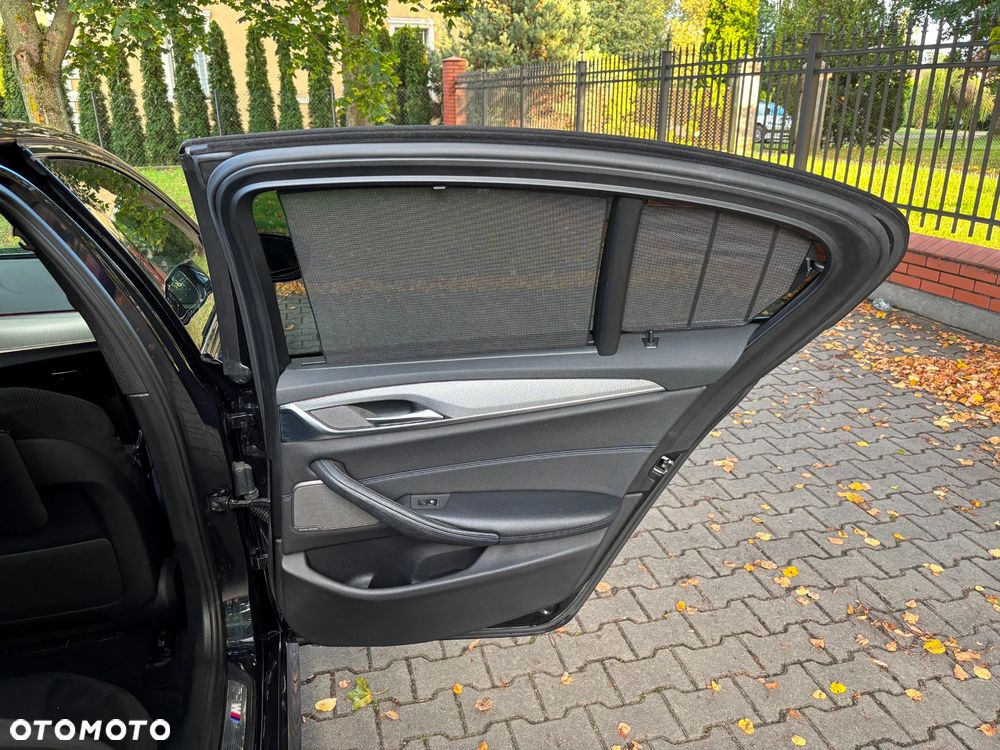 BMW Seria 5 - 12