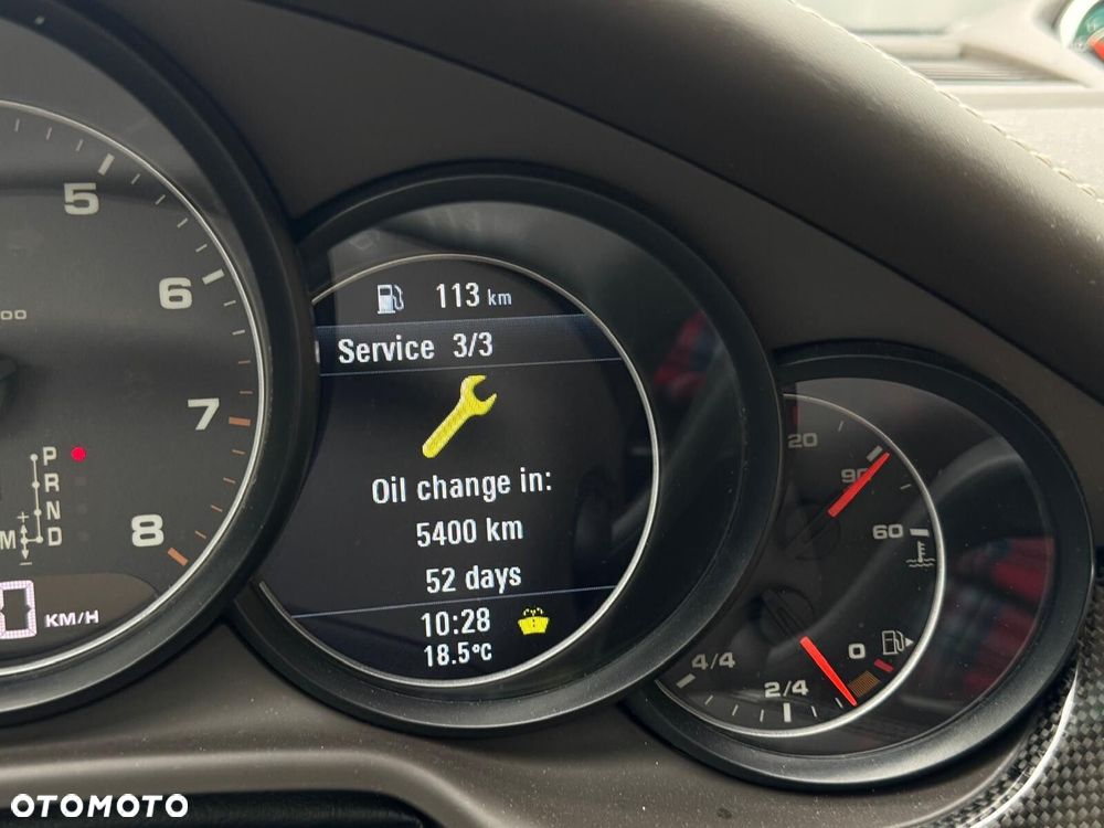 Porsche Panamera 4 - 22