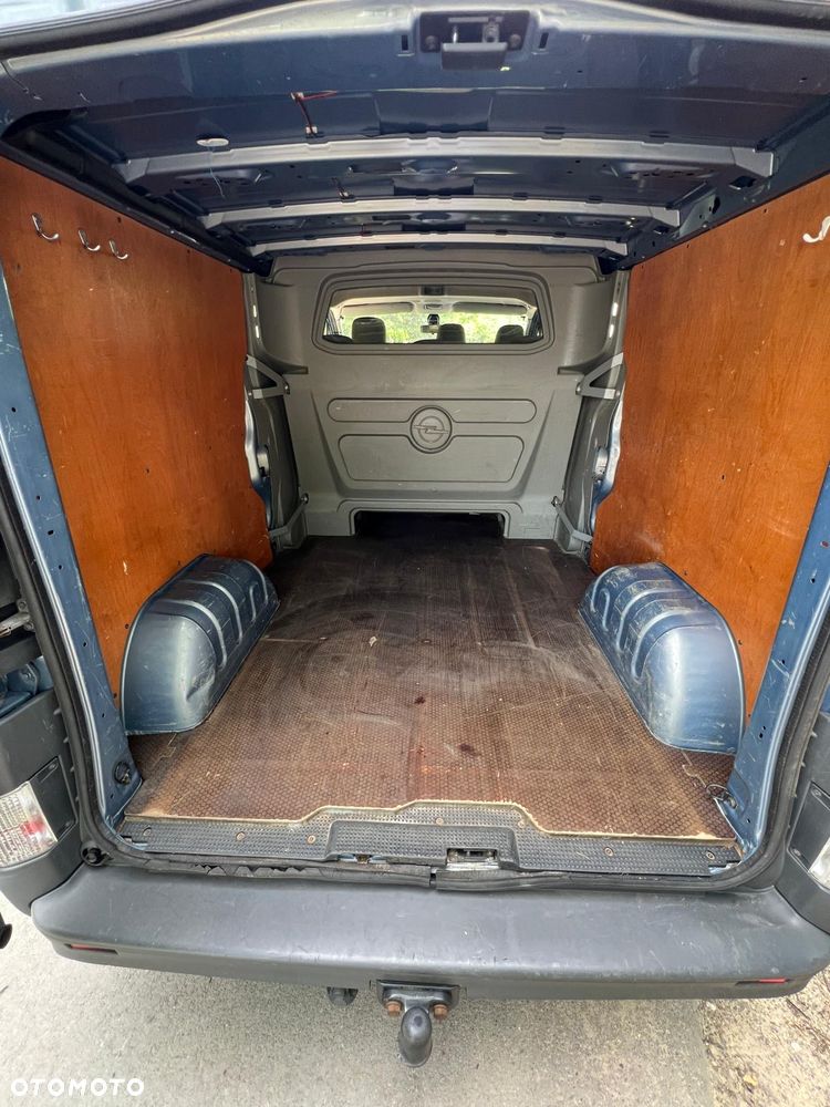 Opel Vivaro - 9