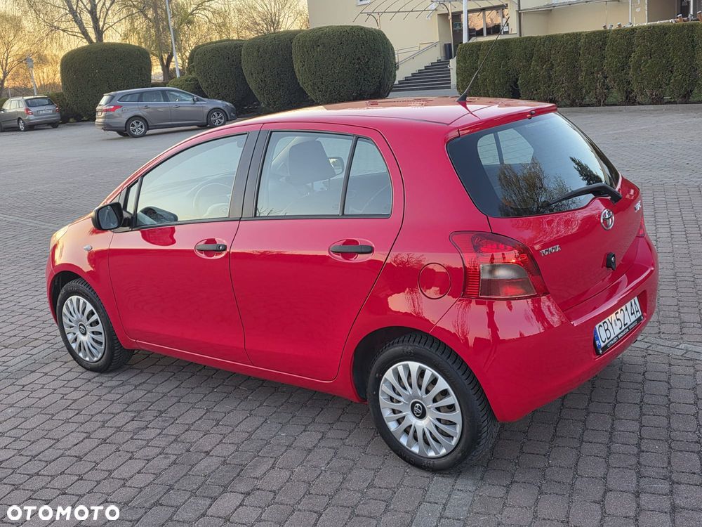 Toyota Yaris 1.0 VVT-i Luna - 3