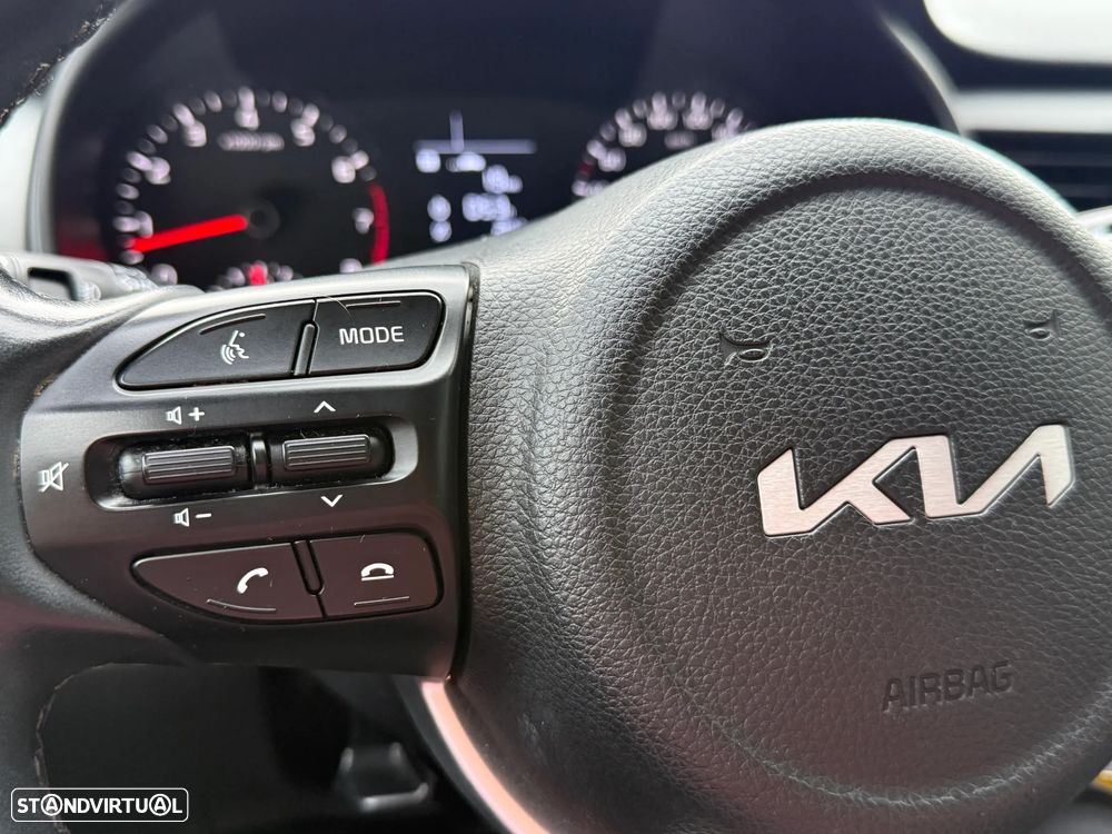 Kia Stonic 1.2 Urban - 33