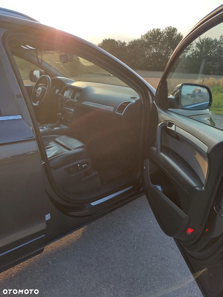 Audi Q7 4.2 TDI DPF Quattro Tiptronic Progressive - 9
