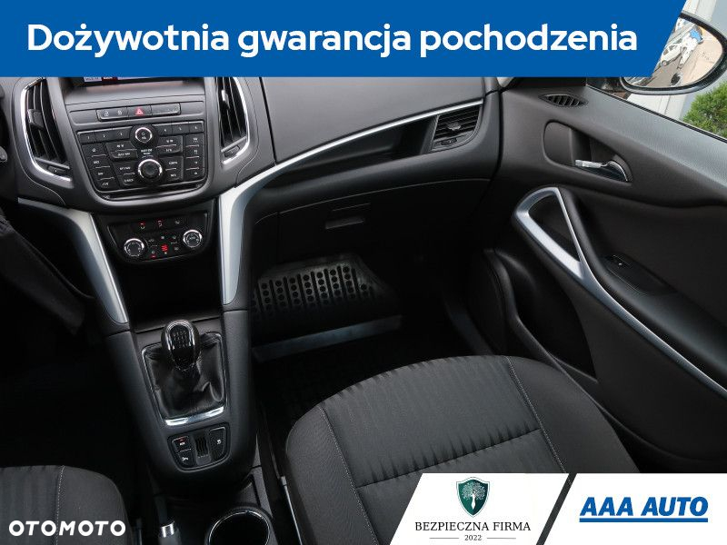 Opel Zafira - 9
