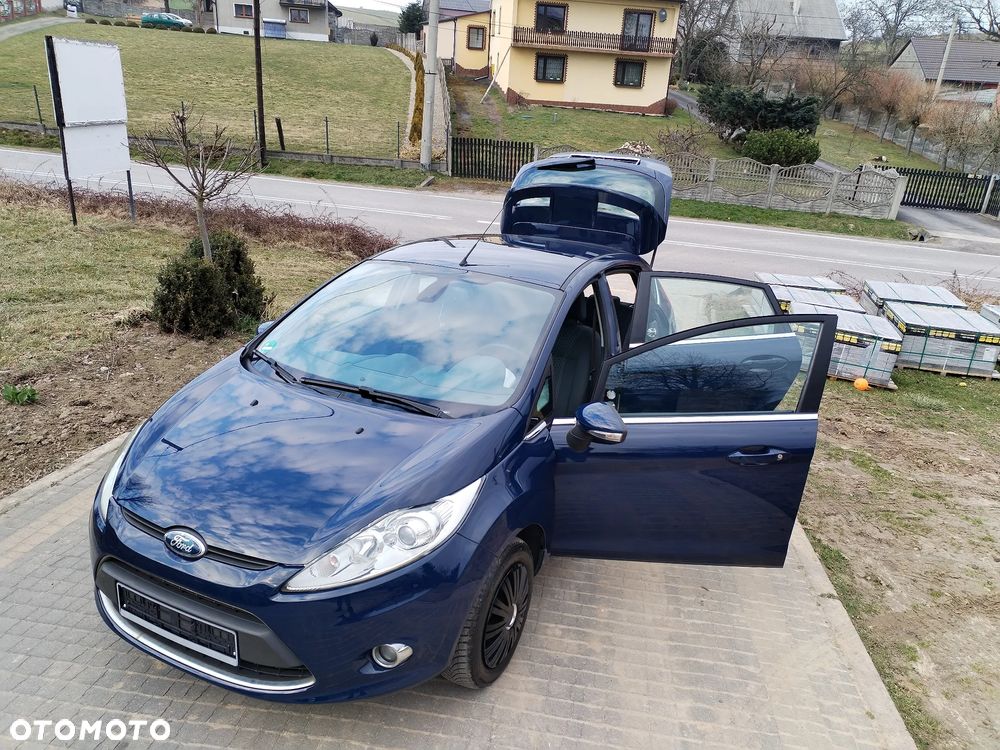 Ford Fiesta - 40