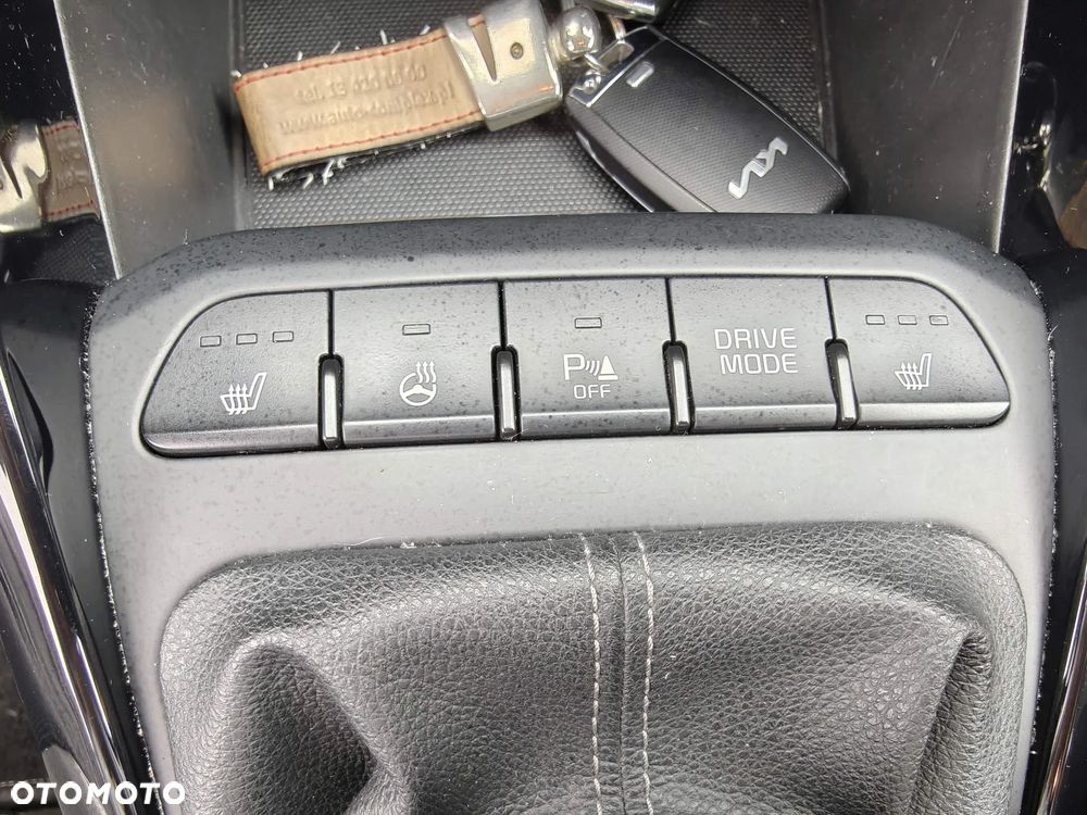 Kia Stonic 1.0 T-GDI MHEV L Business Line - 20