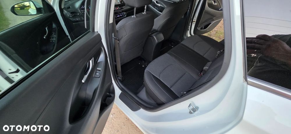 Hyundai i30 1.5 T-GDI 48V-Hybrid DCT EDITION 30+ - 23