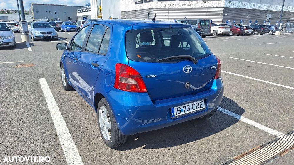 Toyota Yaris 1.3 Luna - 7