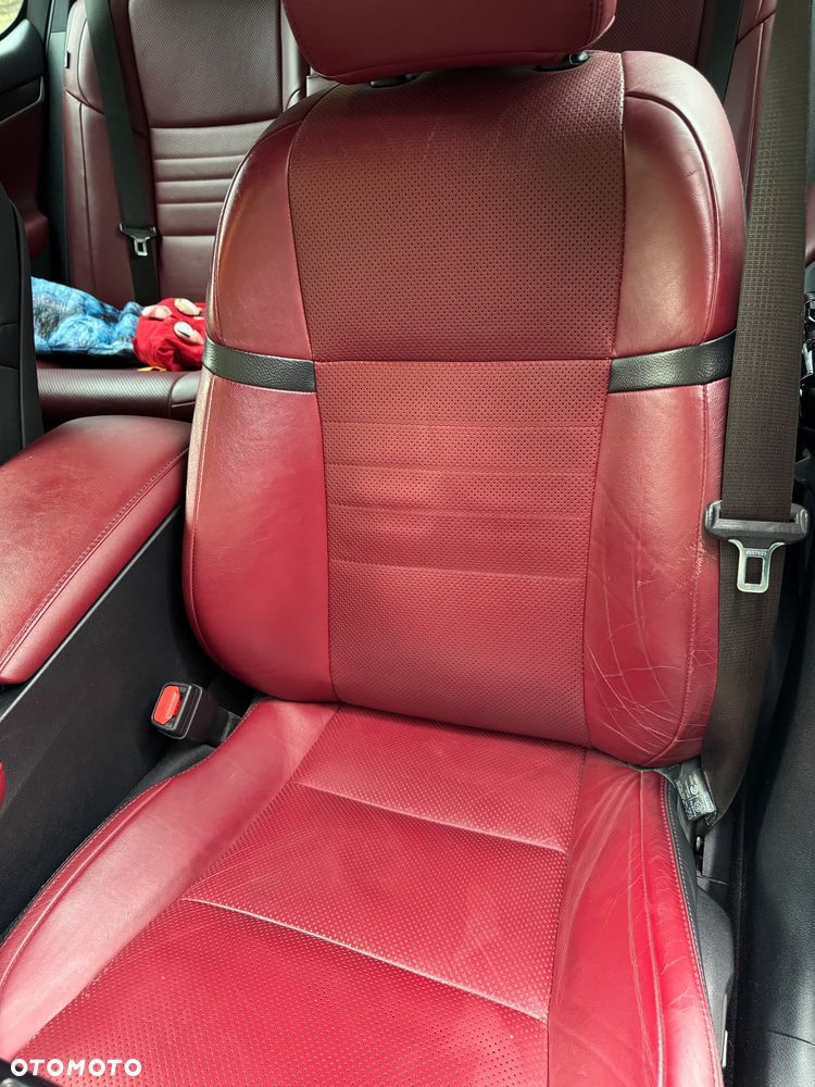 Lexus GS 200t / 300 F Sport - 12