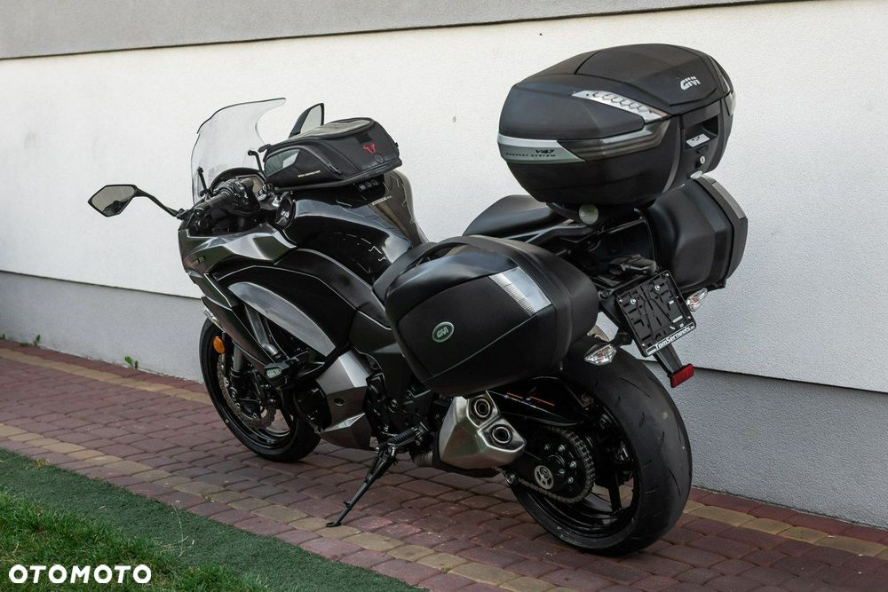Kawasaki Z - 4