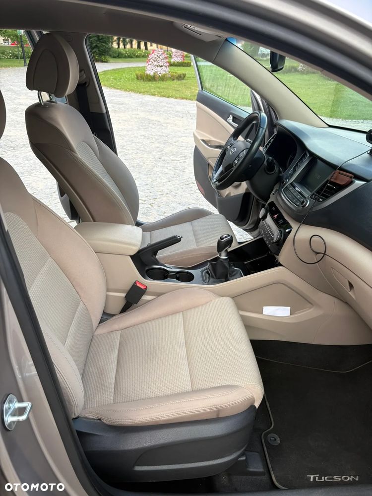 Hyundai Tucson 2.0 CRDI BlueDrive TourdePologne 2WD - 8