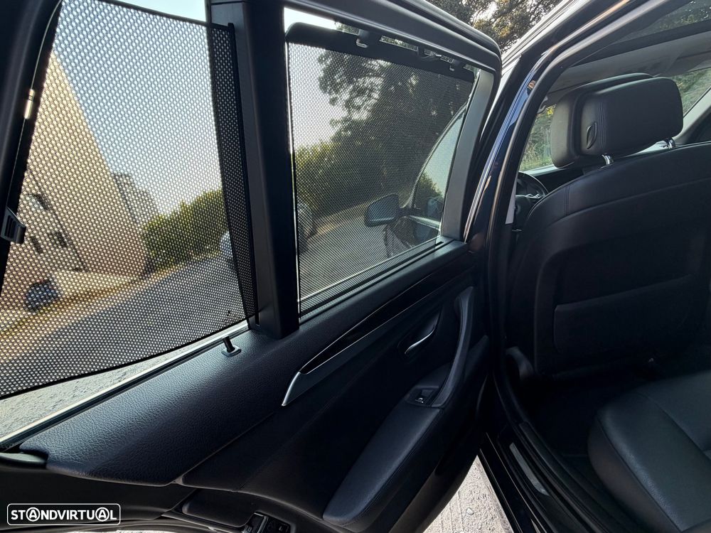 BMW 520 d Auto - 14
