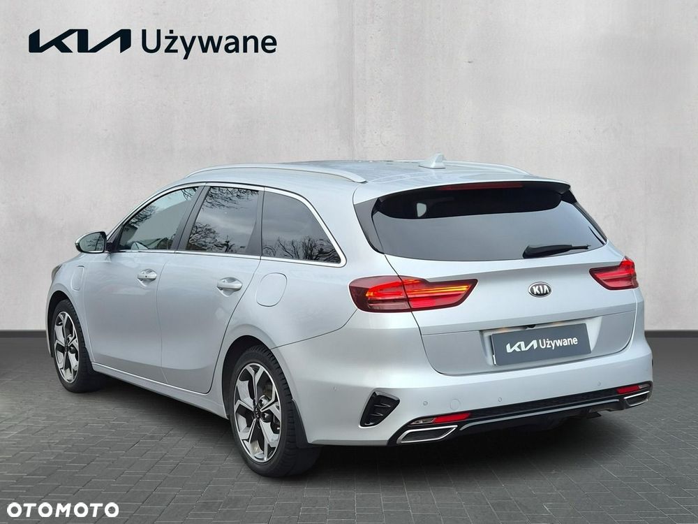 Kia Ceed 1.6 GDI PHEV L Business Line DCT - 4