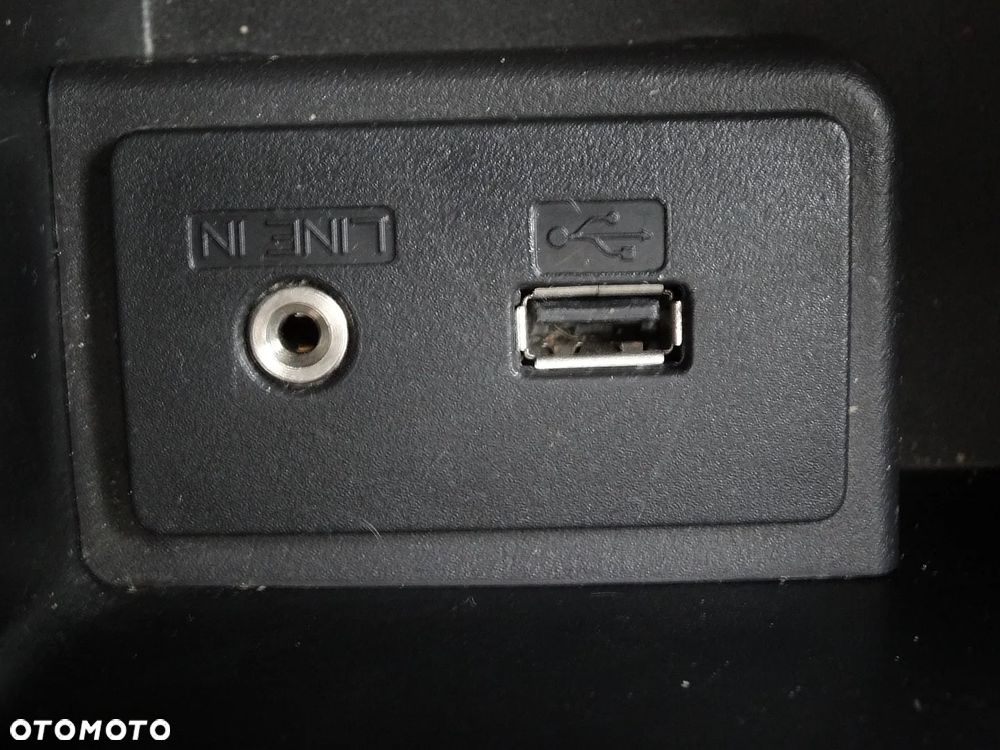 Ford Tourneo Connect Grand - 37