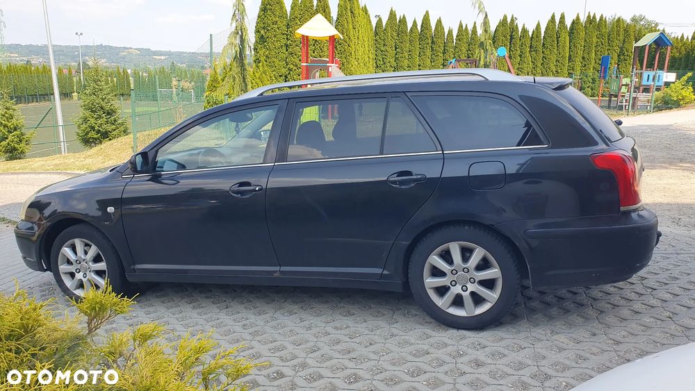 Toyota Avensis - 7