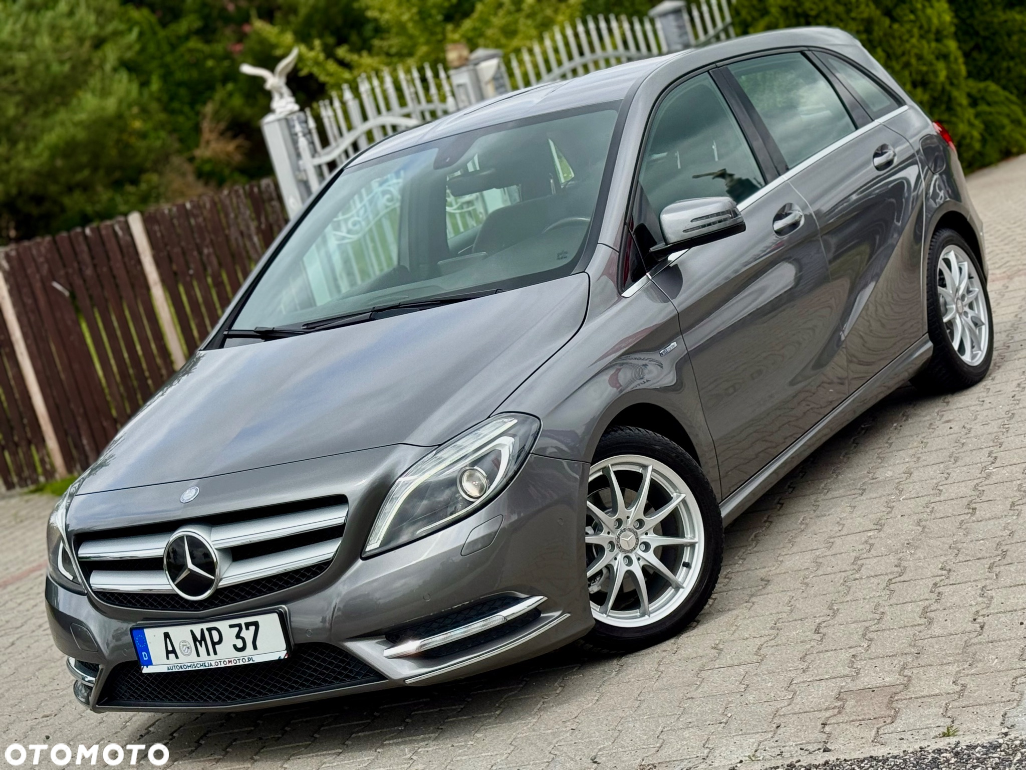 Mercedes-Benz Klasa B 180 BlueEFFICIENCY Edition - 6