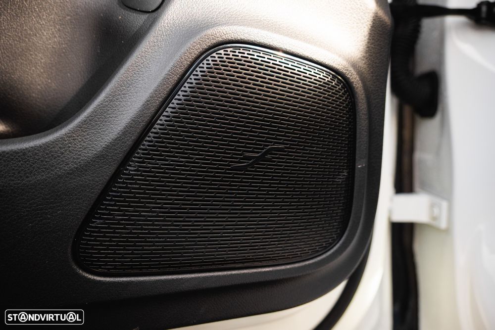 Mercedes-Benz CLA 250 e 8G-DCT Edition AMG Line - 34