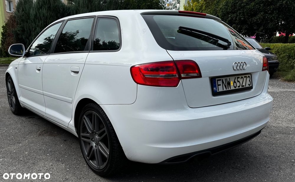 Audi A3 Sportback 1.4 TFSI Ambiente - 9