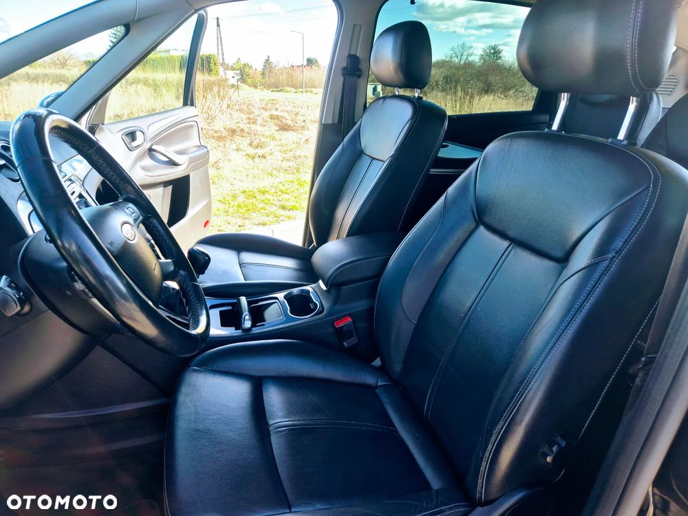 Ford S-Max 2.0 TDCi DPF Business Edition - 3