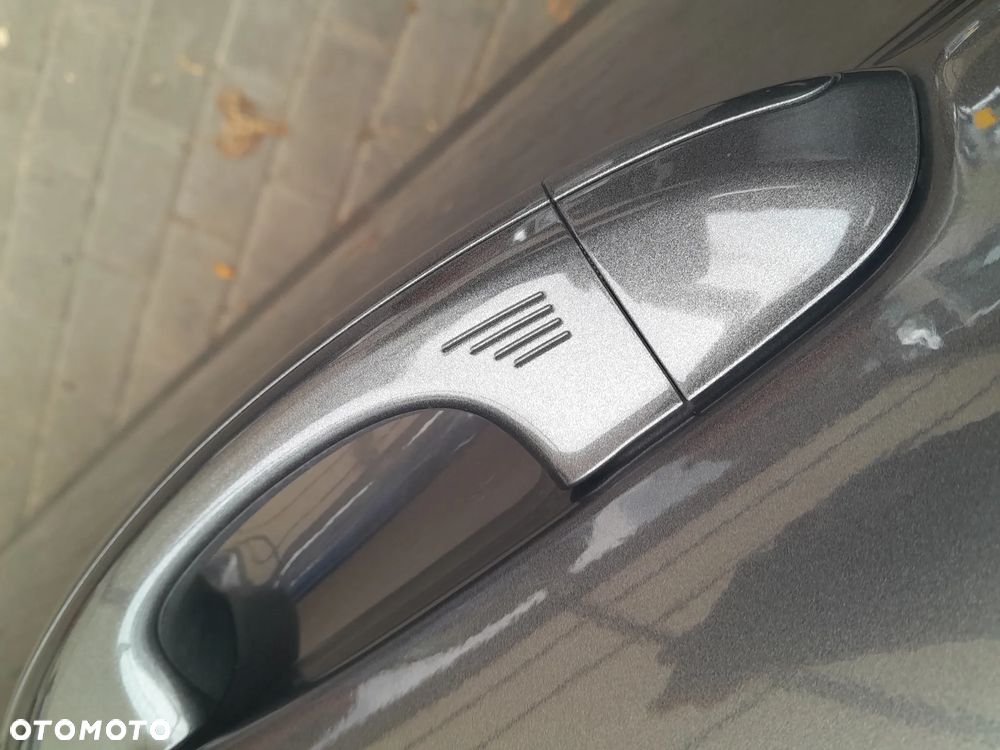Ford Mondeo 2.0 TDCi Titanium PowerShift - 18