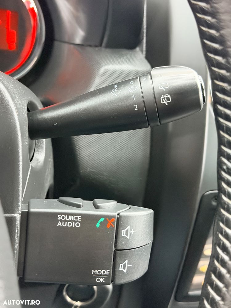 Dacia Duster 1.2 TCe 4x2 Laureate - 20