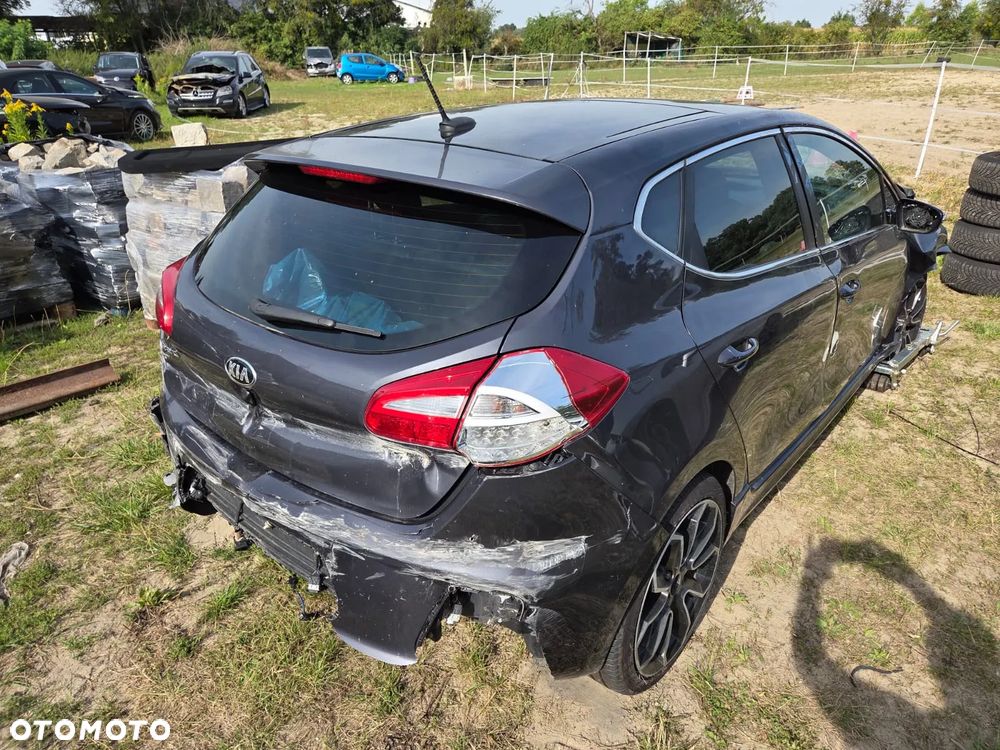 Kia Ceed 1.6 T-GDI GT-Track - 5