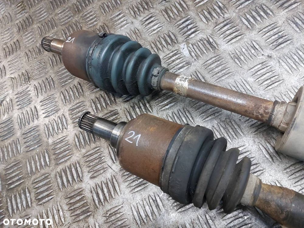 PÓŁOŚ LEWY PRZÓD + PRAWY PRZÓD 5B FIAT STILO I 1.6 16V KRÓTKA DŁUGA - 3